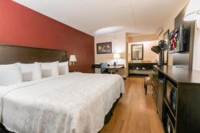  Red Roof Inn PLUS+ Baltimore North - Timonium  Лузервилл Таймониум
